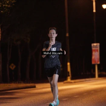 Runner Photo 1932655