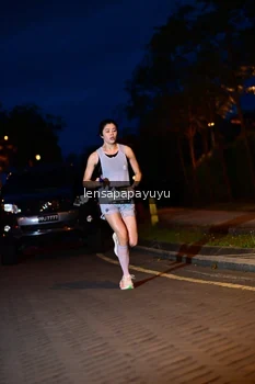 Runner Photo 1933739