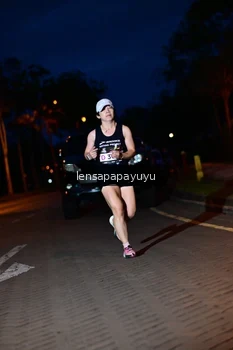 Runner Photo 1934097