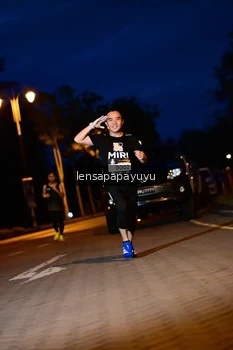 Runner Photo 1934223