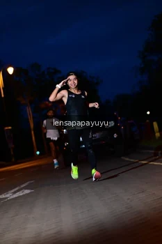 Runner Photo 1934299