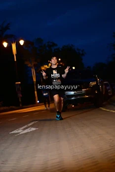 Runner Photo 1934582