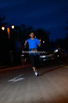 Runner Photo 1934689