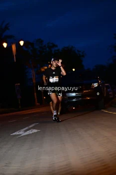 Runner Photo 1934709