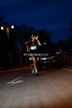 Runner Photo 1934721