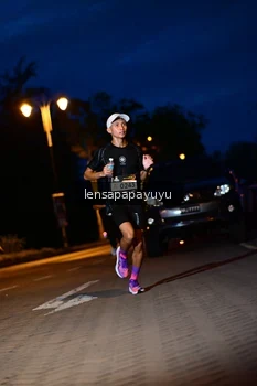 Runner Photo 1934978