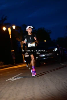 Runner Photo 1934995