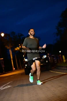 Runner Photo 1935282
