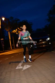 Runner Photo 1935442