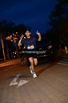 Runner Photo 1935610