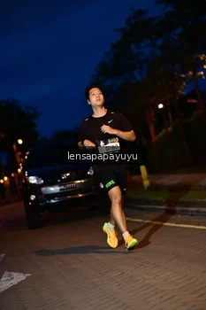 Runner Photo 1935808