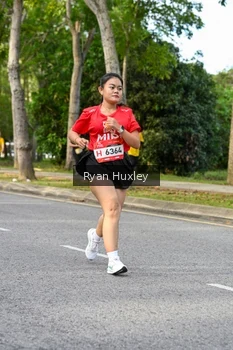Runner Photo 1943124