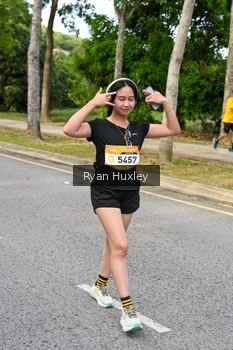 Runner Photo 1943264
