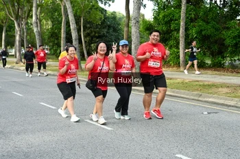 Runner Photo 1943414