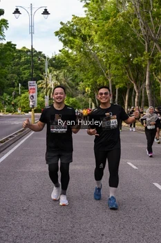 Runner Photo 1943674