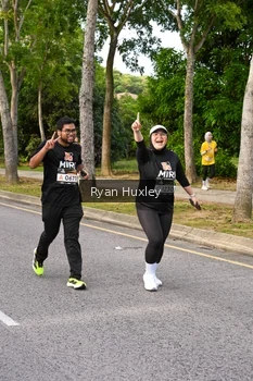 Runner Photo 1943734