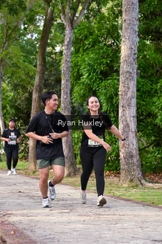 Runner Photo 1945668