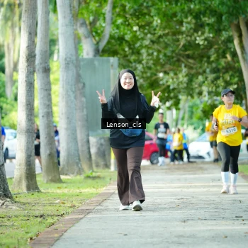 Runner Photo 1949624