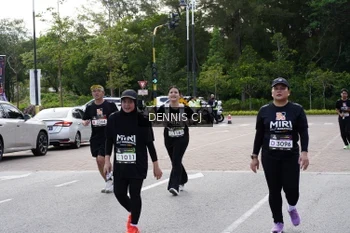 Runner Photo 1950374