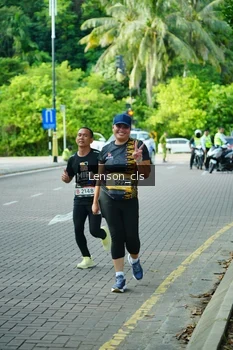 Runner Photo 1952232