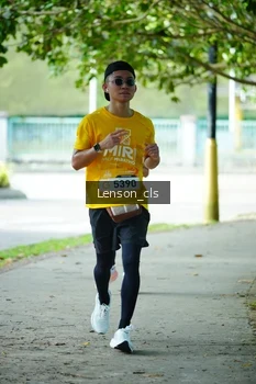 Runner Photo 1952585