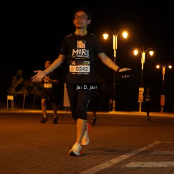 Runner Photo 1952830