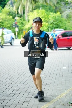 Runner Photo 1952976