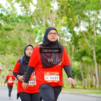 Runner Photo 1953765