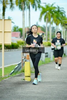 Runner Photo 1956358