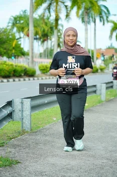 Runner Photo 1956433