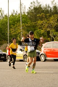 Runner Photo 1956944