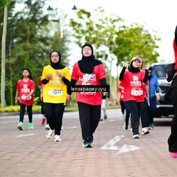 Runner Photo 1959878