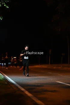 Runner Photo 1960624
