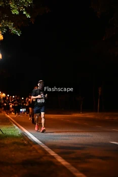 Runner Photo 1960938