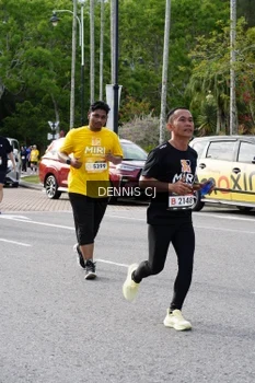 Runner Photo 1962864