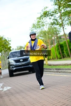 Runner Photo 1964576