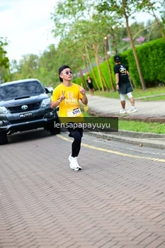 Runner Photo 1964671