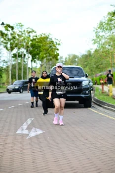 Runner Photo 1964802