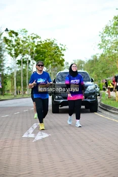 Runner Photo 1965011