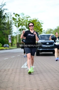 Runner Photo 1965066