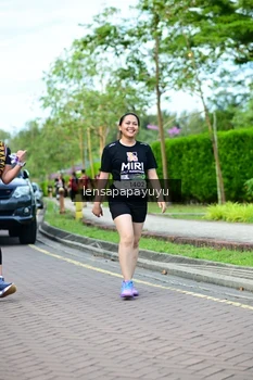 Runner Photo 1965076