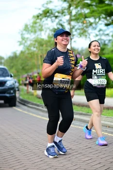 Runner Photo 1965110
