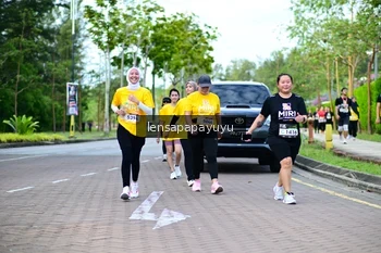 Runner Photo 1965140