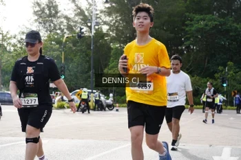 Runner Photo 1965143
