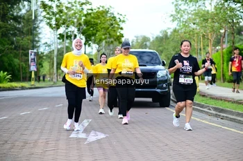 Runner Photo 1965175