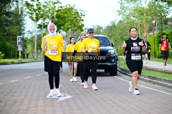 Runner Photo 1965197