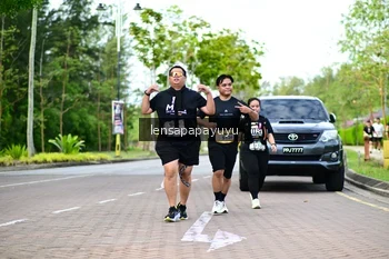 Runner Photo 1965298