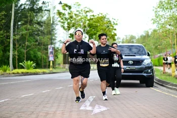 Runner Photo 1965305