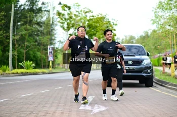 Runner Photo 1965319
