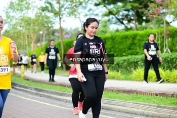 Runner Photo 1965359